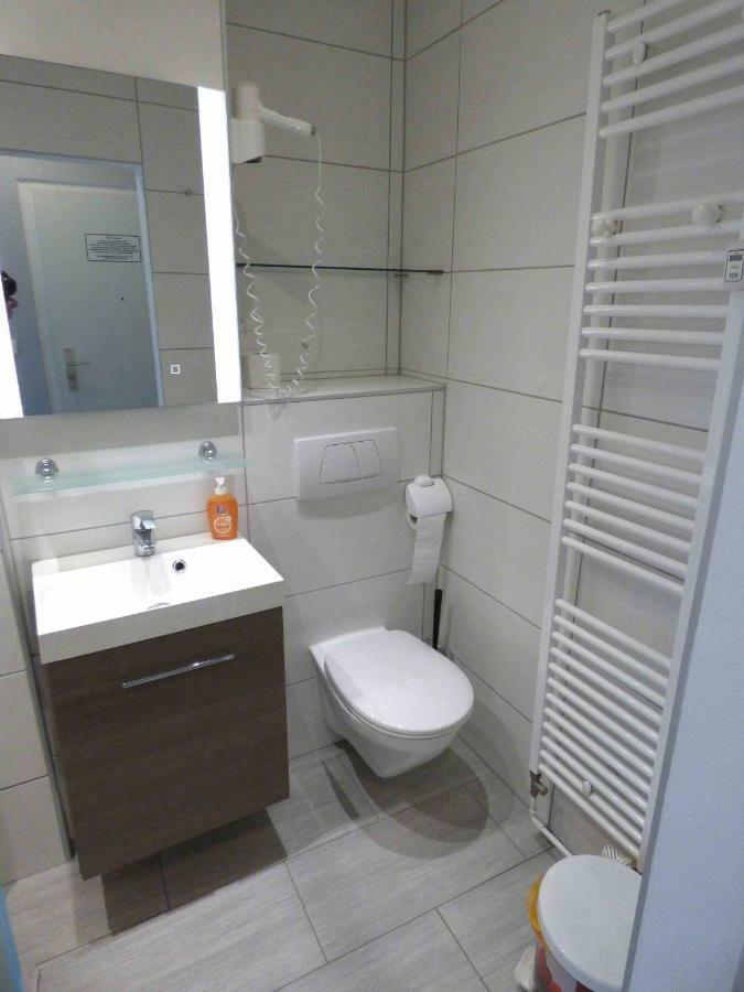 Komfort Ferienwohnungen Zwenkauer See Exteriör bild