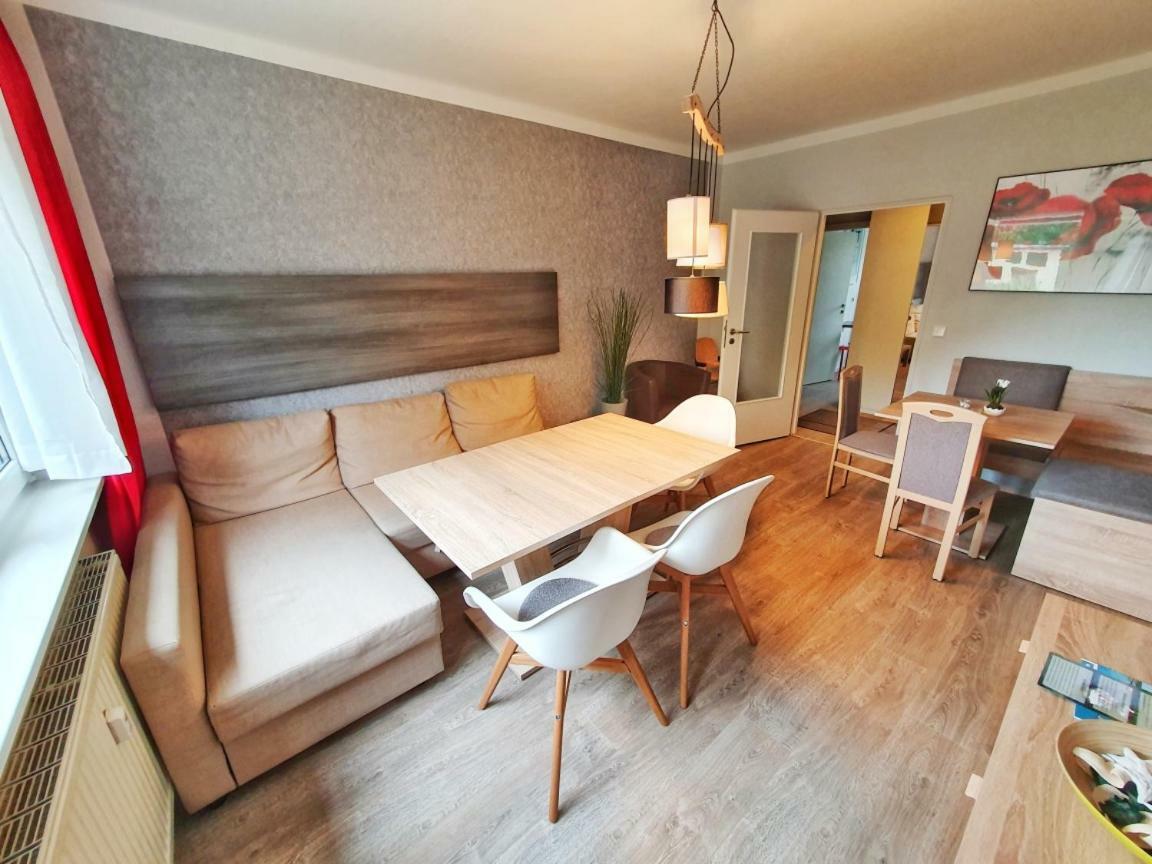 Komfort Ferienwohnungen Zwenkauer See Exteriör bild