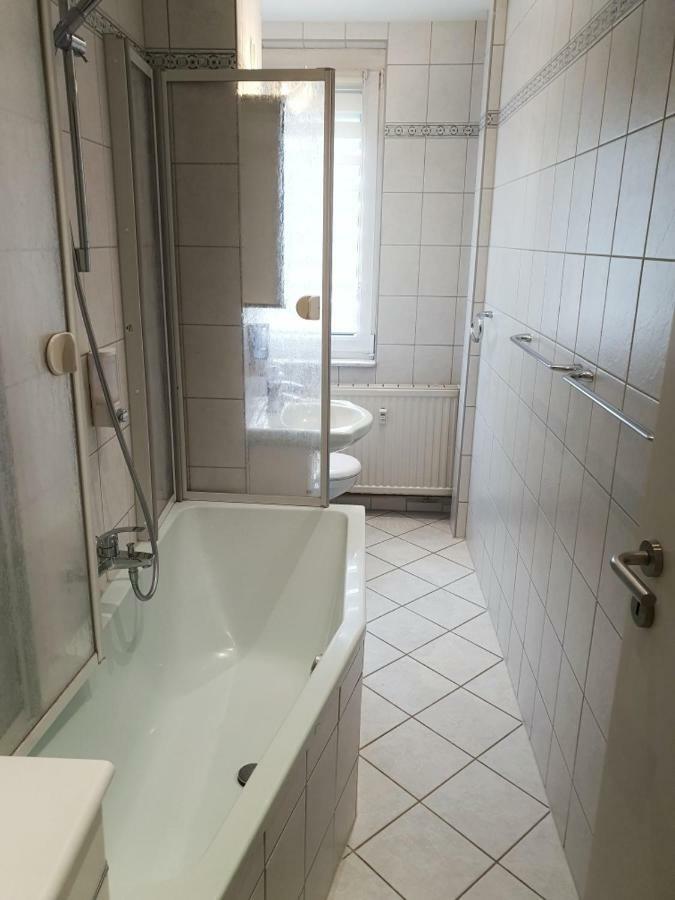 Komfort Ferienwohnungen Zwenkauer See Exteriör bild